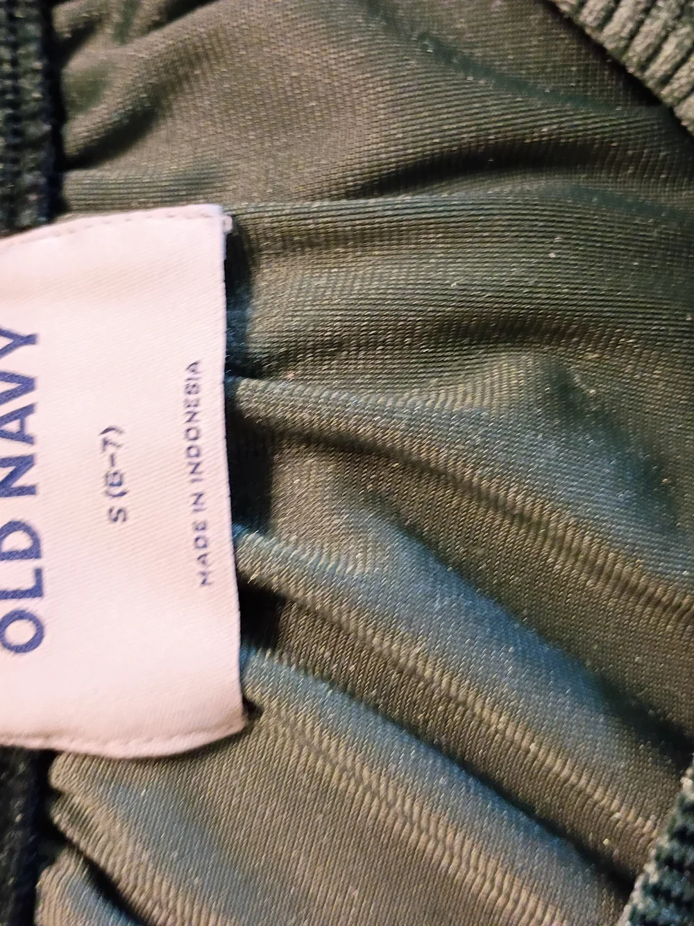 EUC 2/$10 Old Navy Velvet Crop Top in Deep Green Size 6-7 Shimmer